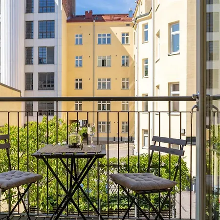דירה Stylish 1br With Private Sauna & Balcony